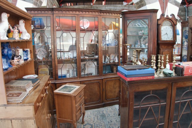 Kieths-Antiques-01