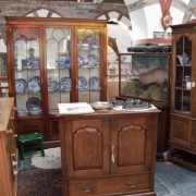 Kieth's Antiques Cardigan Guildhall Market / Marchnad Neuadd y Dref Aberteifi image 2